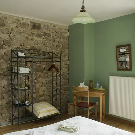 Domaine De L'abeale B&B *